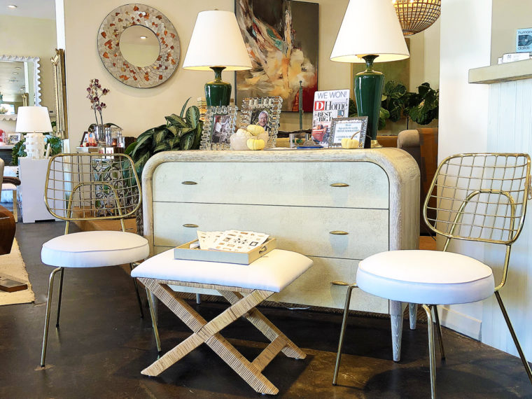 Wainscott Raffia X Stool - Image 7