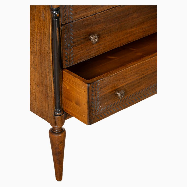 Laurel Leaf Motif Chest