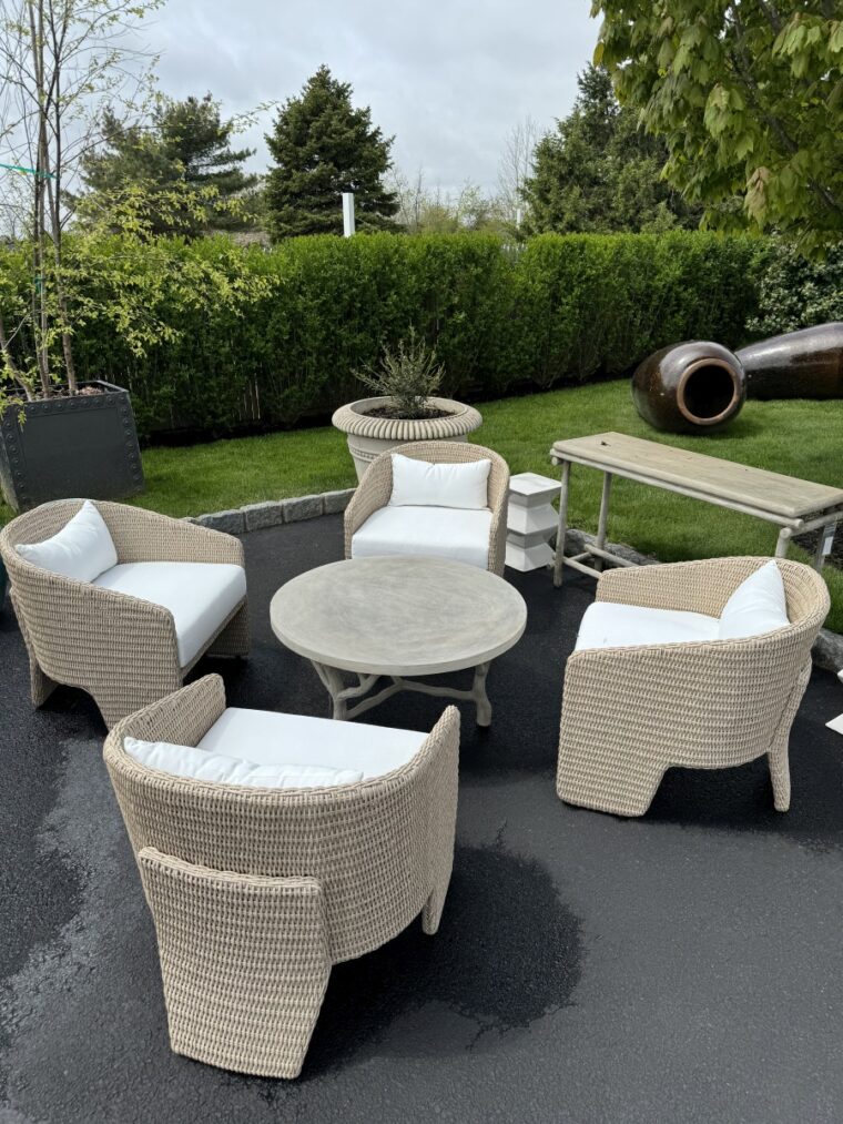 Outdoor Wicker Three Leg Chair