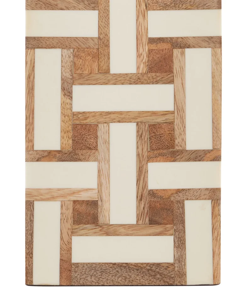 Basketweave Patterned Table Lamp - Image 3