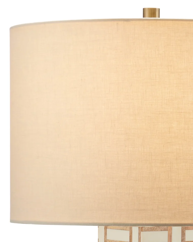 Basketweave Patterned Table Lamp - Image 4