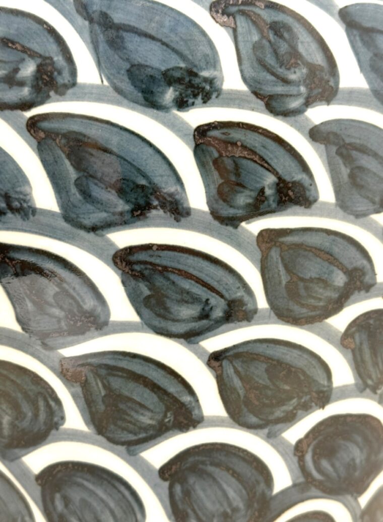 Large Blue and White Scale Jar - Image 3