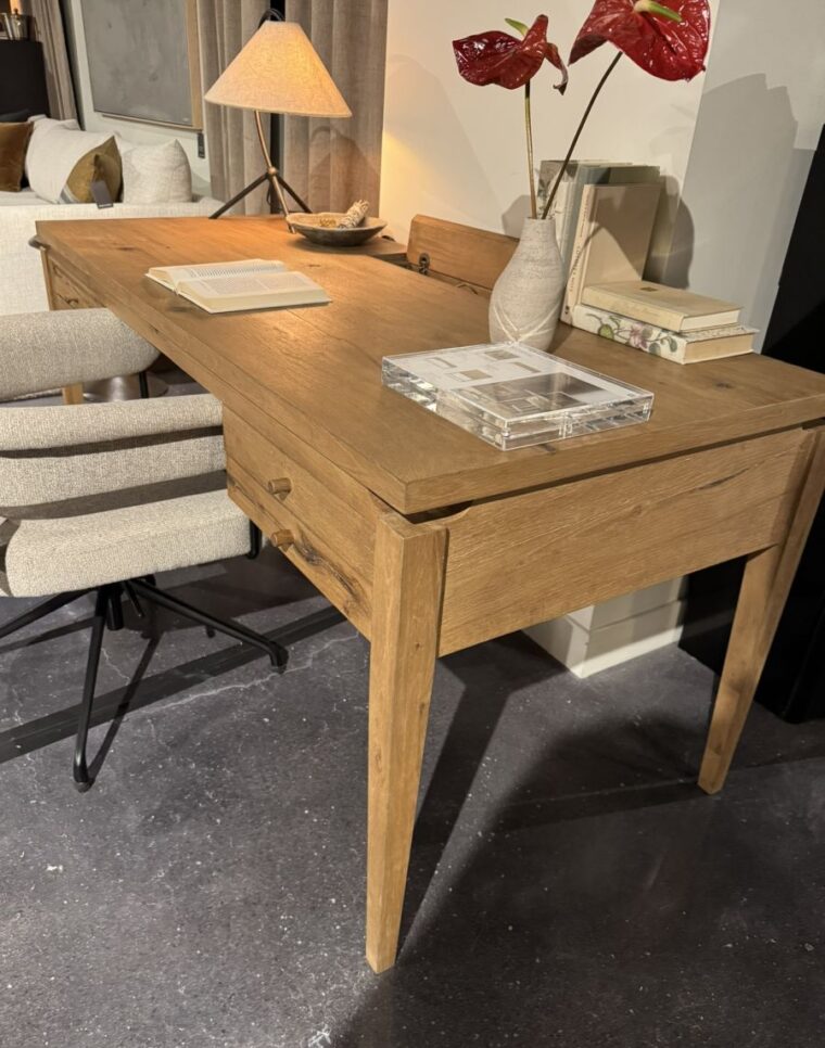 Resawn Oak Executive Desk - Image 7