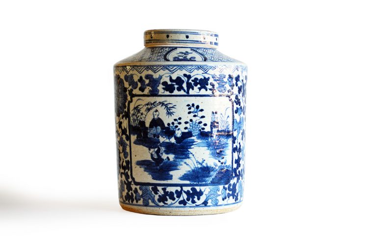 Blue and White Porcelain Tea Jar