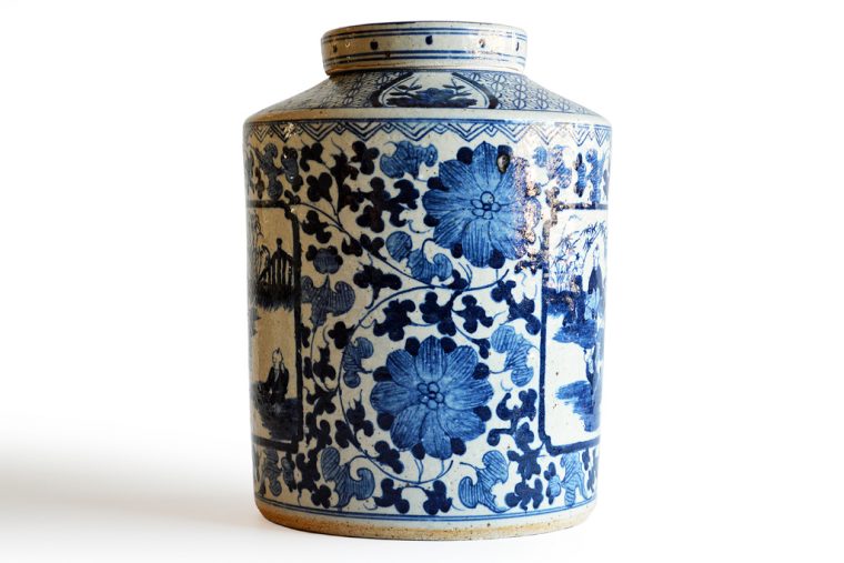 Blue and White Porcelain Tea Jar - Image 2