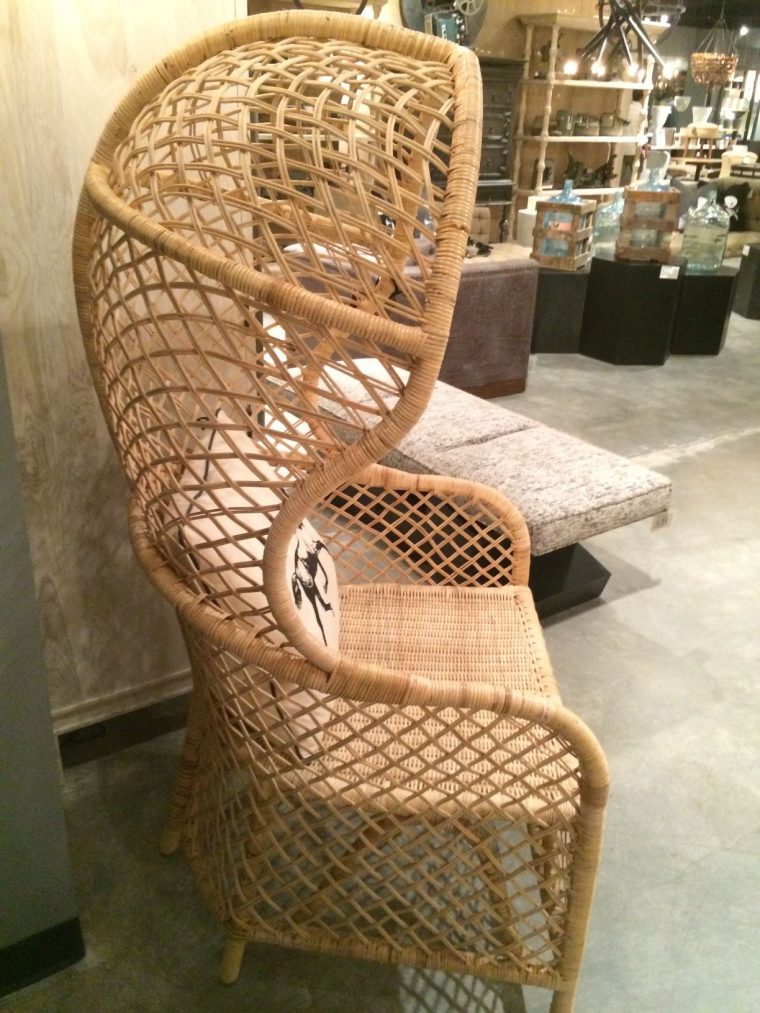 Reale Rattan Dome Chair - Image 4